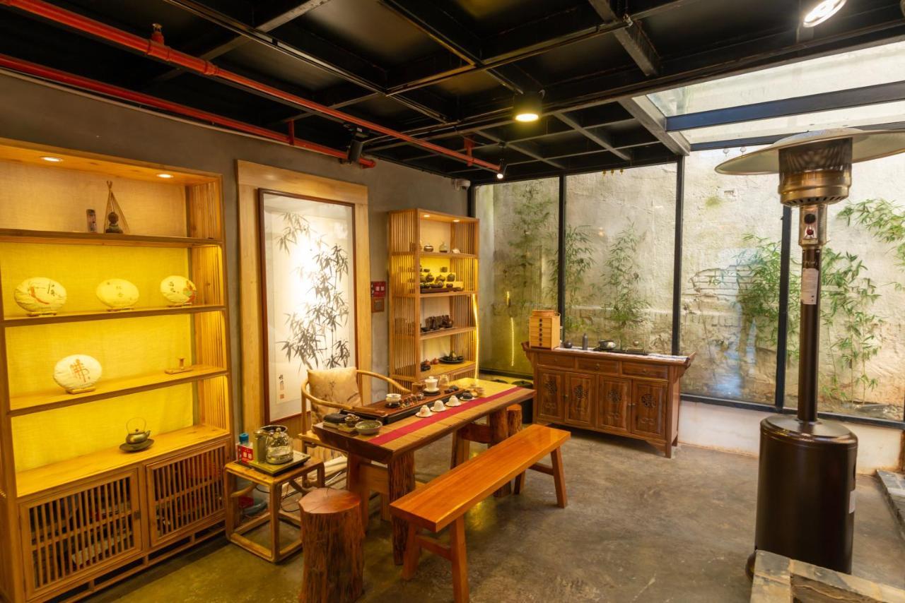 Gongxili - Chujian Hotel 昆明 エクステリア 写真