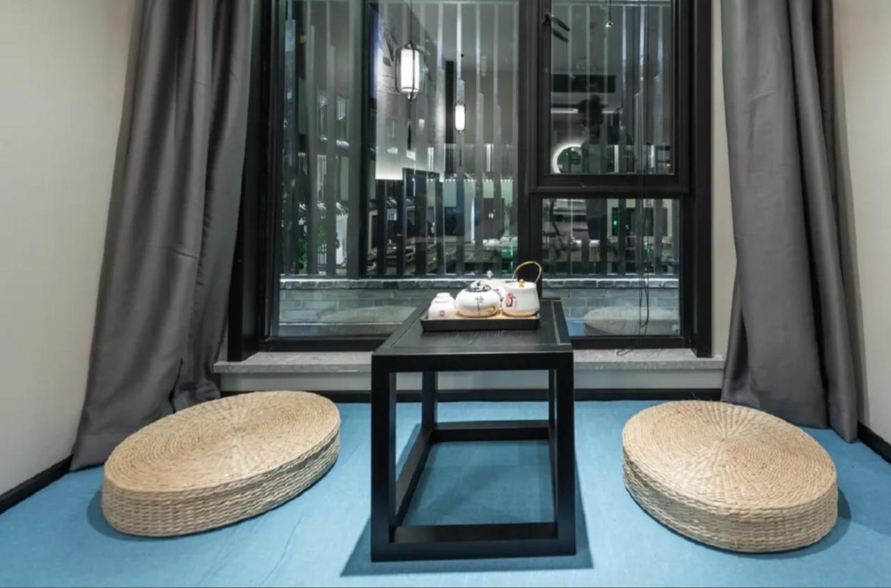 Gongxili - Chujian Hotel 昆明 エクステリア 写真